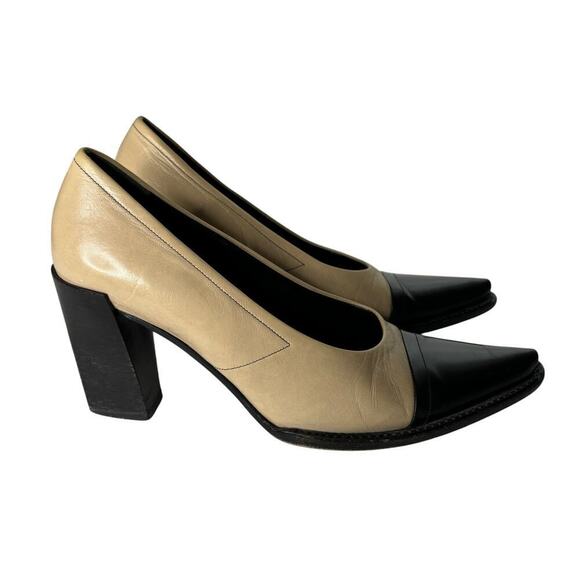 Prada Pointed Cap Toe Leather Pumps Beige / Black Size 6.5 - Picture 4 of 6